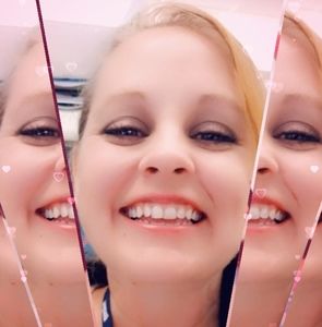 Meet your Posher, Leanne